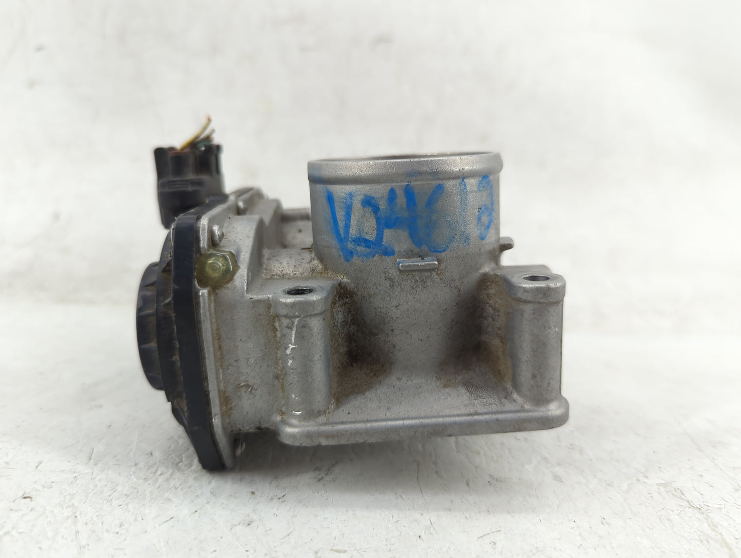 2006-2019 Toyota Yaris Throttle Body P/N:22030-21030 Fits OEM Used Auto Parts - Oemusedautoparts1.com