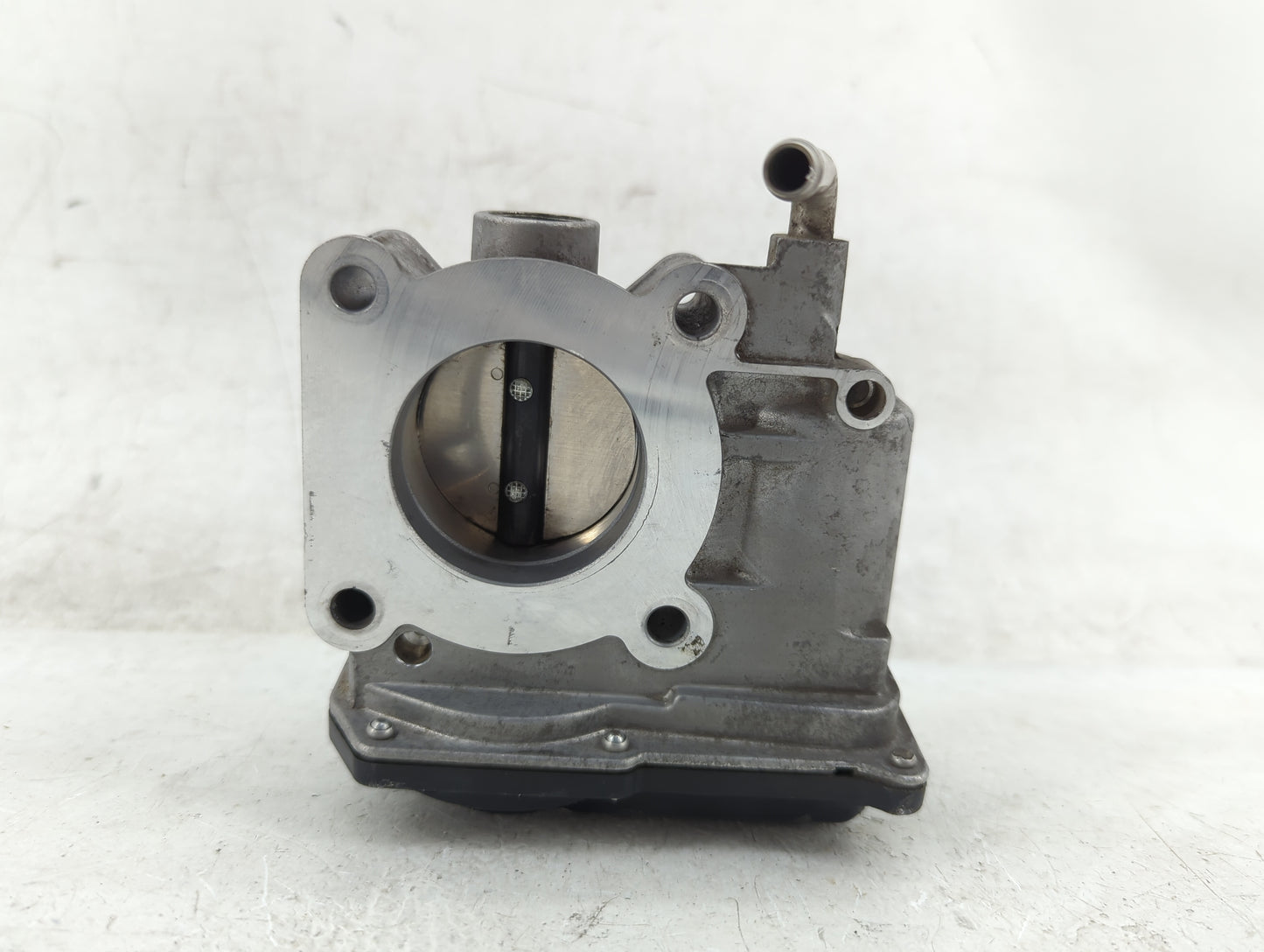 2006-2019 Toyota Yaris Throttle Body P/N:22030-21030 Fits OEM Used Auto Parts - Oemusedautoparts1.com