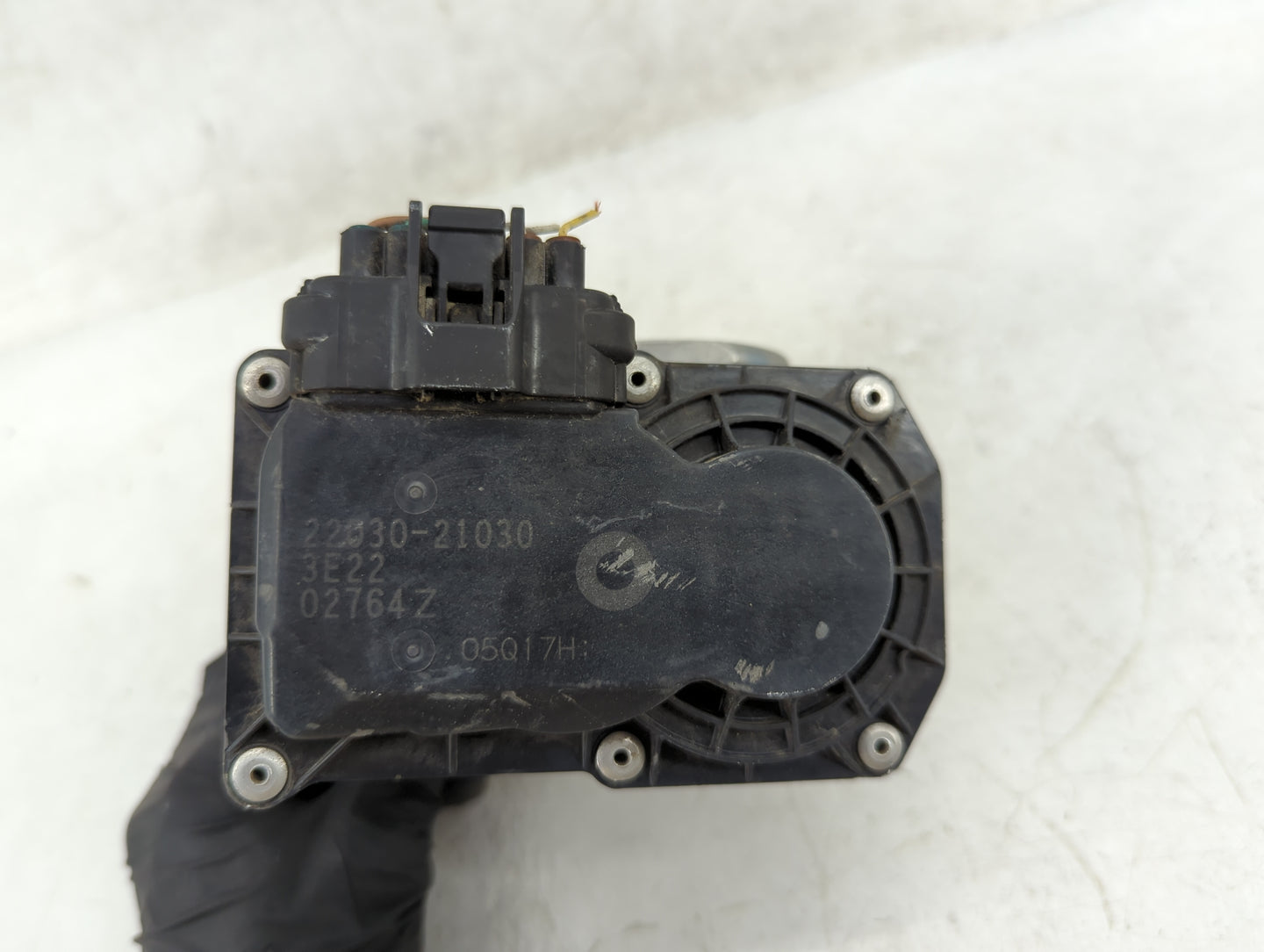 2006-2019 Toyota Yaris Throttle Body P/N:22030-21030 Fits OEM Used Auto Parts - Oemusedautoparts1.com