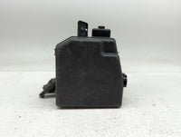 2006-2011 Toyota Yaris Fusebox Fuse Box Panel Relay Module P/N:82662-52301 Fits Fits 2006 2007 2008 2009 2010 2011 OEM Used 