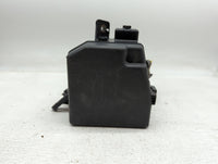 2006-2011 Toyota Yaris Fusebox Fuse Box Panel Relay Module P/N:82662-52301 Fits Fits 2006 2007 2008 2009 2010 2011 OEM Used 