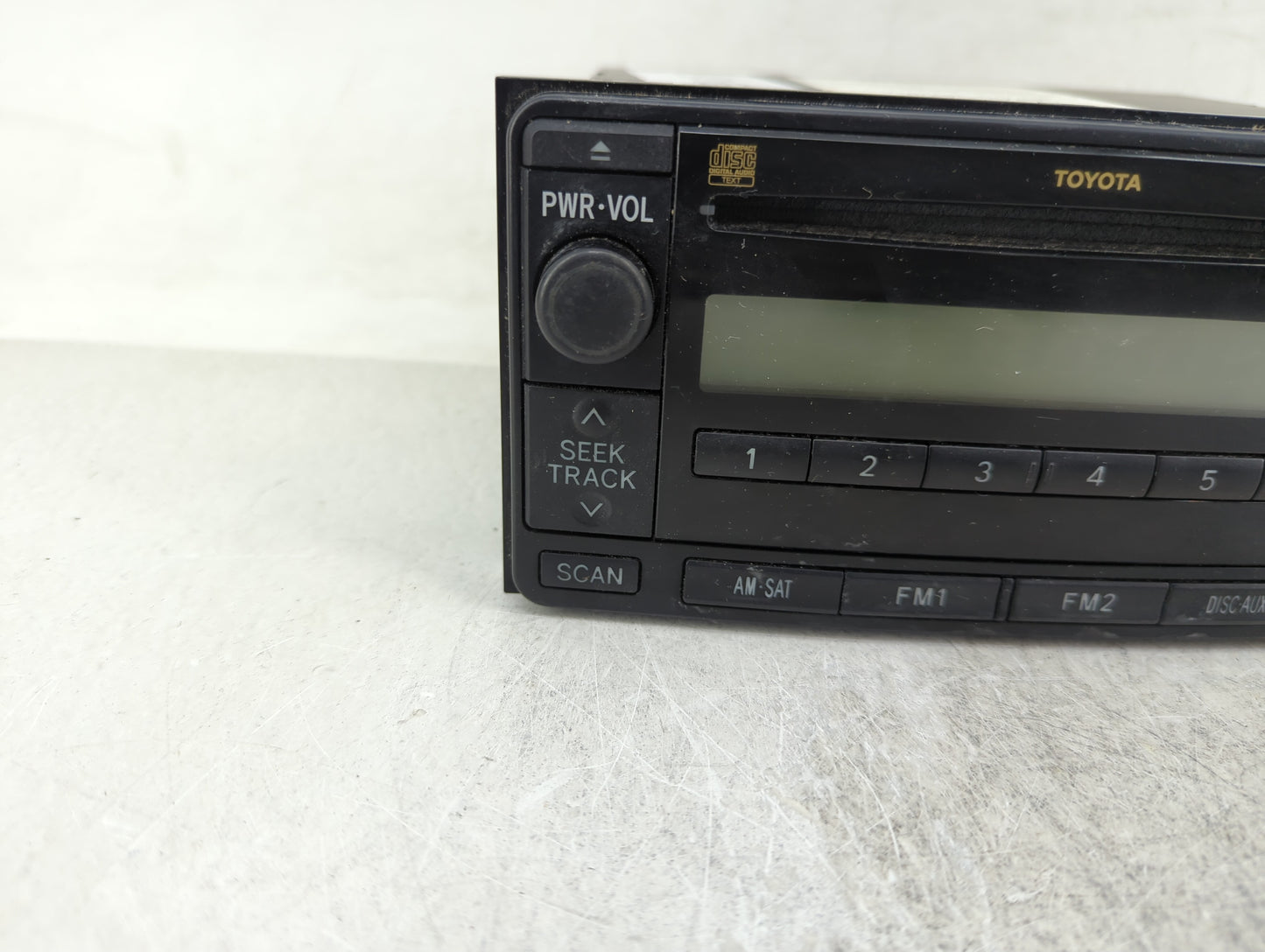 2009-2011 Toyota Yaris Radio AM FM Cd Player Receiver Replacement P/N:86120-52A20 123000-18500101 Fits Fits 2009 2010 2011 O