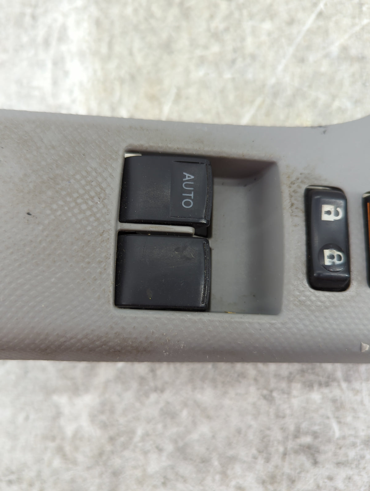 2009-2011 Toyota Yaris Master Power Window Switch Replacement Driver Side Left P/N:TOYOTA 24 74RBJ-6730 Fits OEM Used Auto P