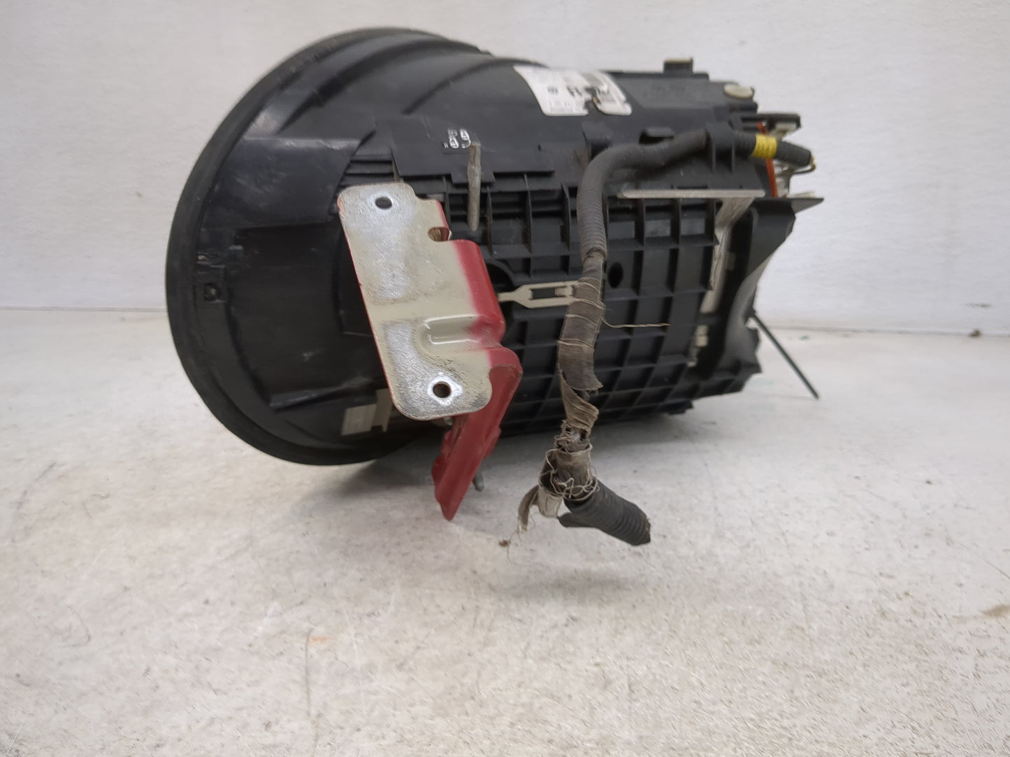 2006 Volkswagen Beetle Passenger Right Oem Head Light Headlight Lamp - Oemusedautoparts1.com