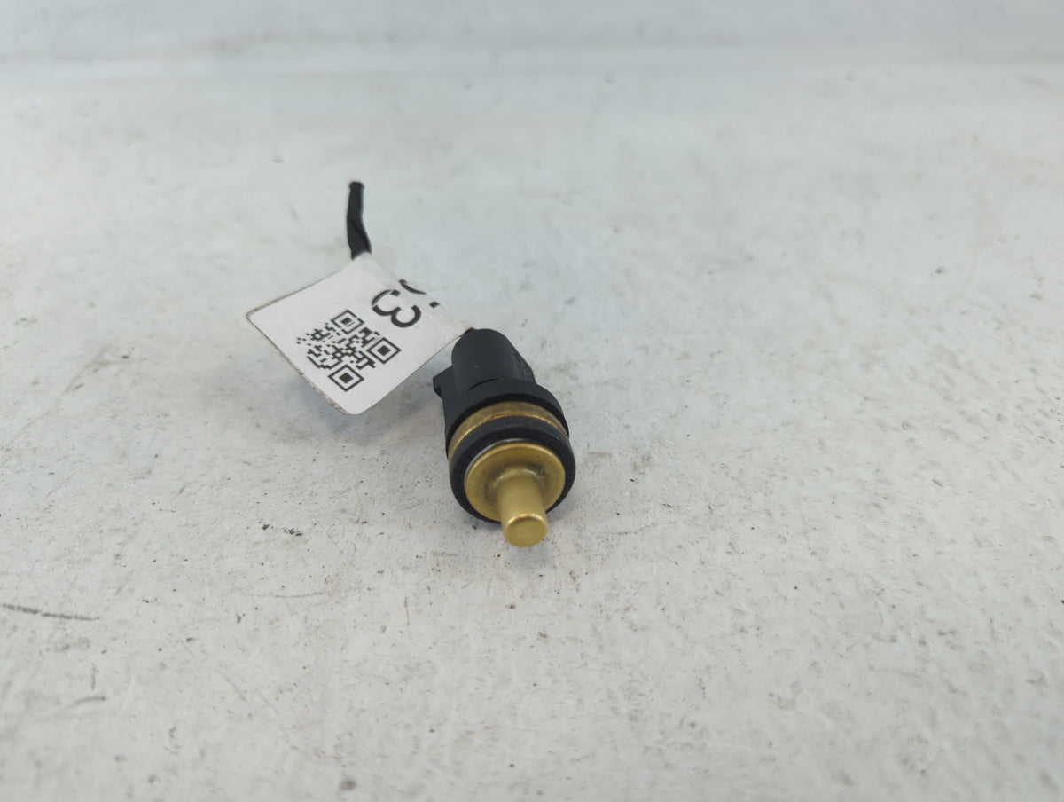 2010 Volkswagen Beetle Ambient Outside Temp Sensor - Oemusedautoparts1.com