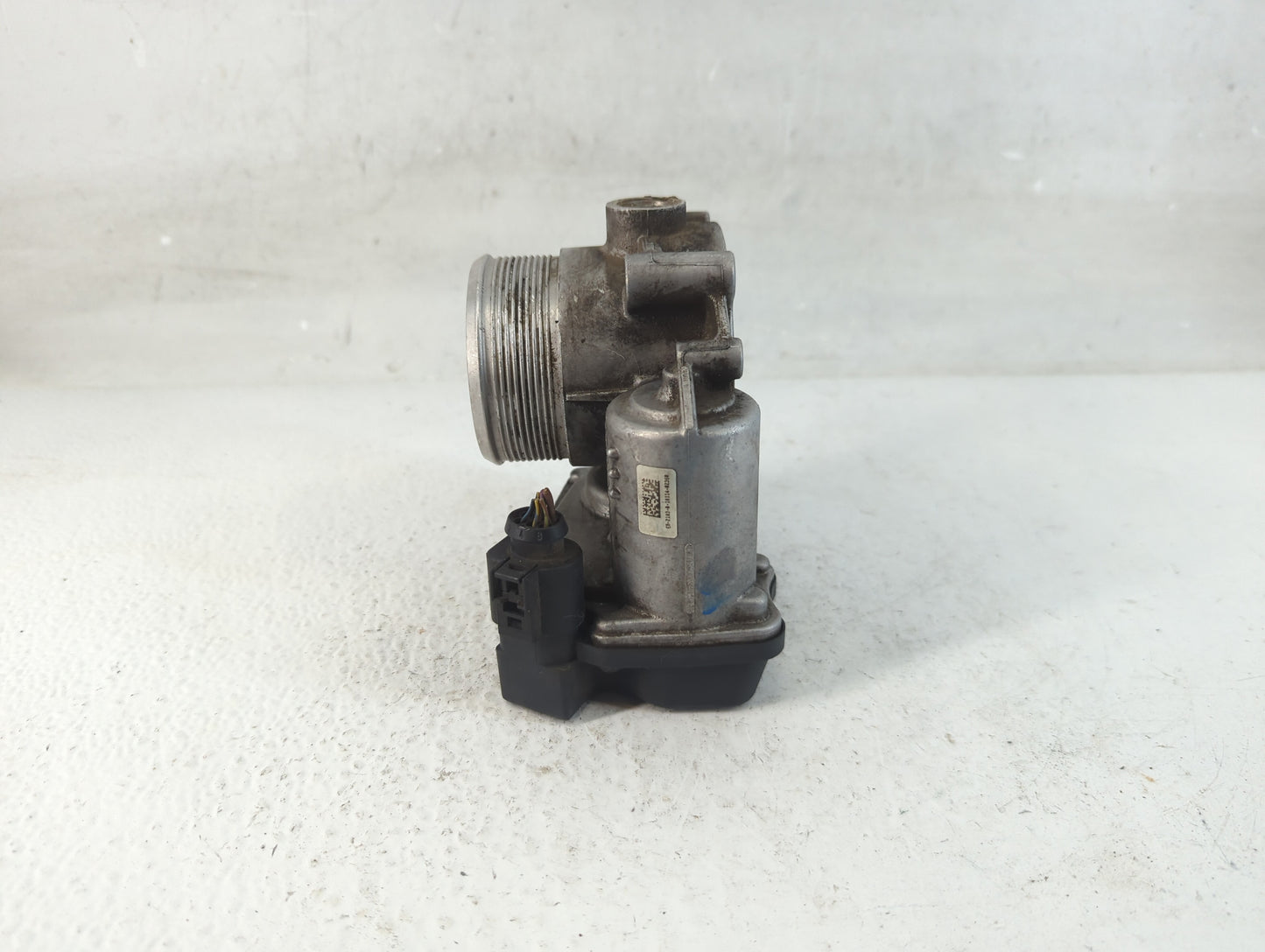 2009-2017 Volkswagen Cc Throttle Body P/N:06F 133 062 J Fits OEM Used Auto Parts - Oemusedautoparts1.com