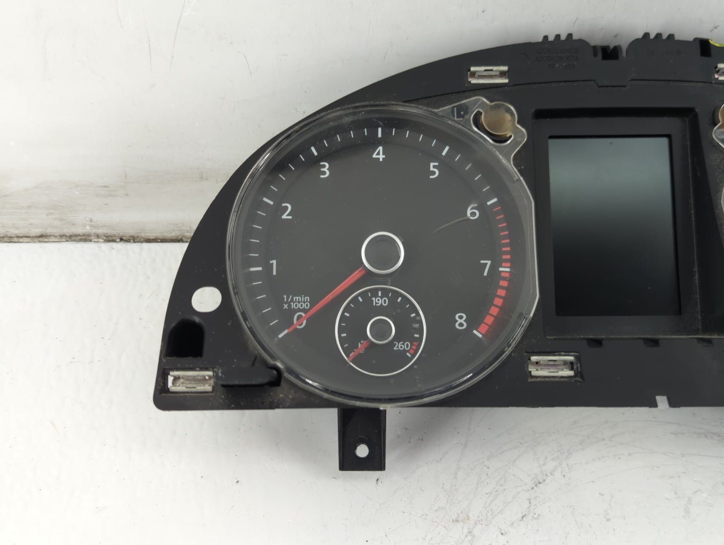 2009-2010 Volkswagen Cc Instrument Cluster Speedometer Gauges P/N:3C8920 970J Fits Fits 2009 2010 OEM Used Auto Parts - Oemu