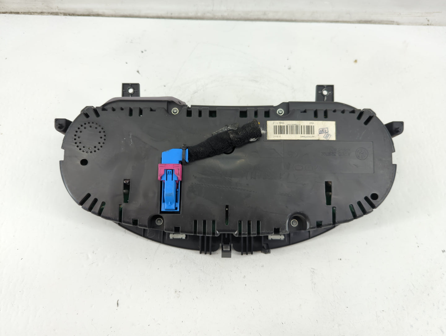 2010-2011 Volkswagen Cc Instrument Cluster Speedometer Gauges P/N:A2C53375945 Fits Fits 2010 2011 OEM Used Auto Parts - Oemu