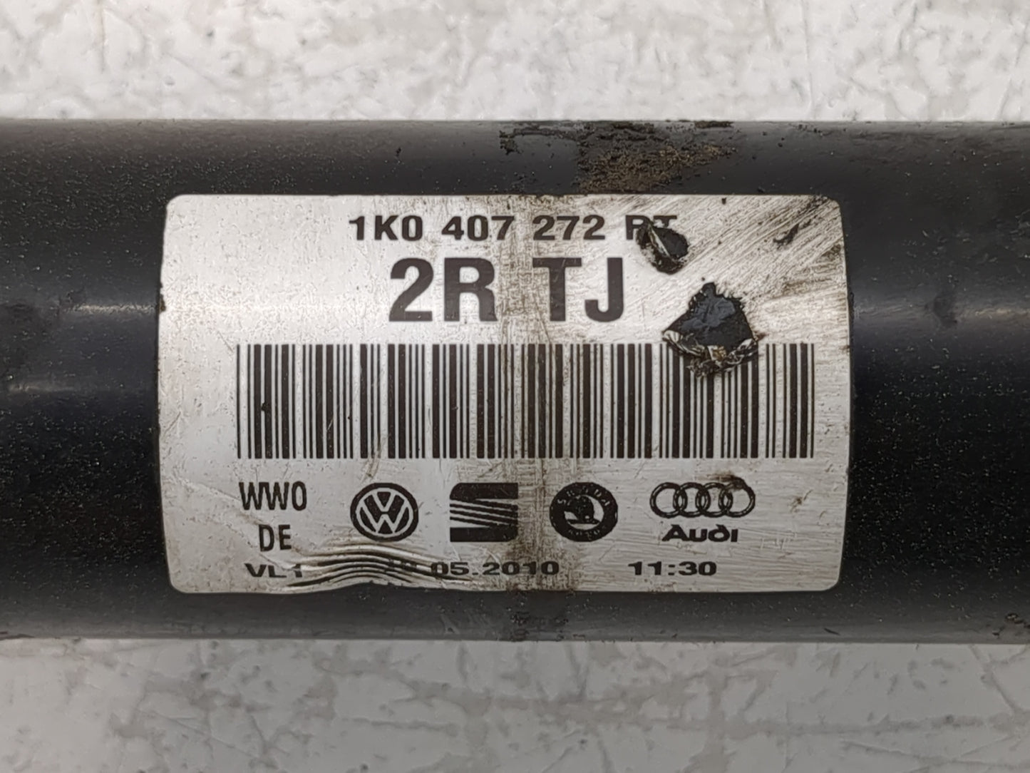 2009-2010 Volkswagen Cc Axle Shaft Front Passenger Cv C/v - Oemusedautoparts1.com