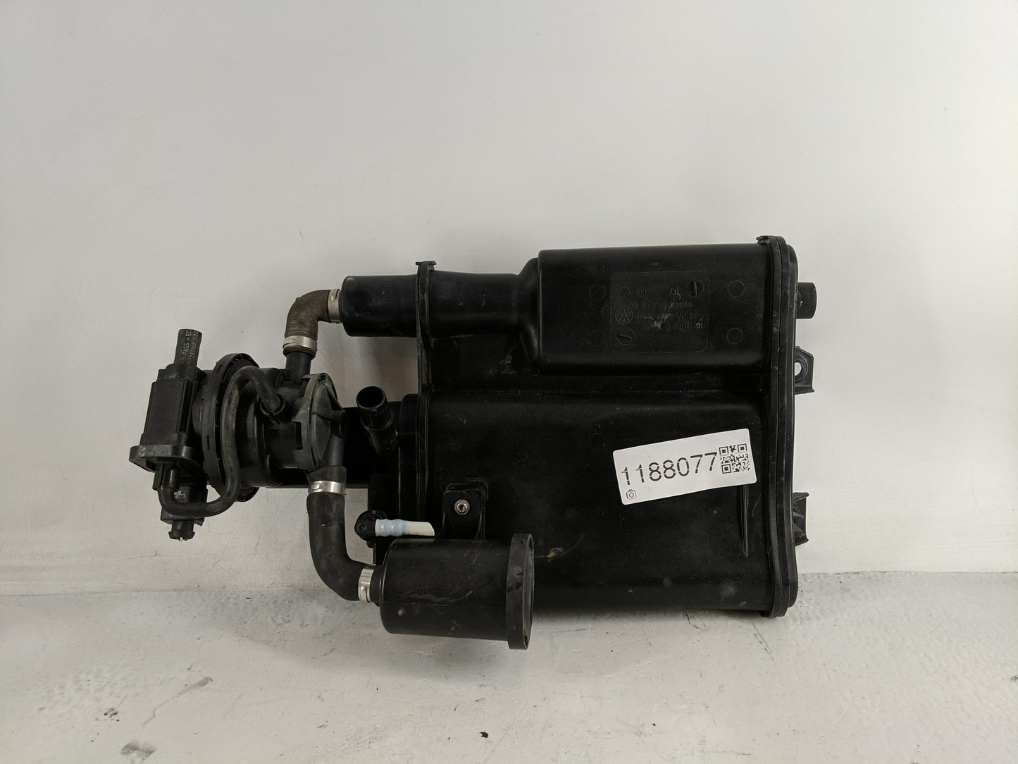 2010 Volkswagen Cc Fuel Vapor Charcoal Canister - Oemusedautoparts1.com