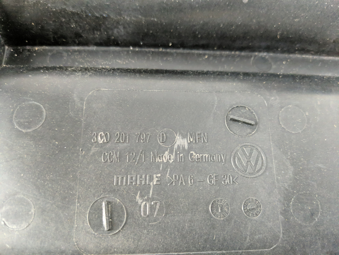 2010 Volkswagen Cc Fuel Vapor Charcoal Canister - Oemusedautoparts1.com