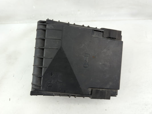 2009-2012 Volkswagen Cc Fusebox Fuse Box Panel Relay Module P/N:6359-2777 Fits Fits 2009 2010 2011 2012 OEM Used Auto Parts 