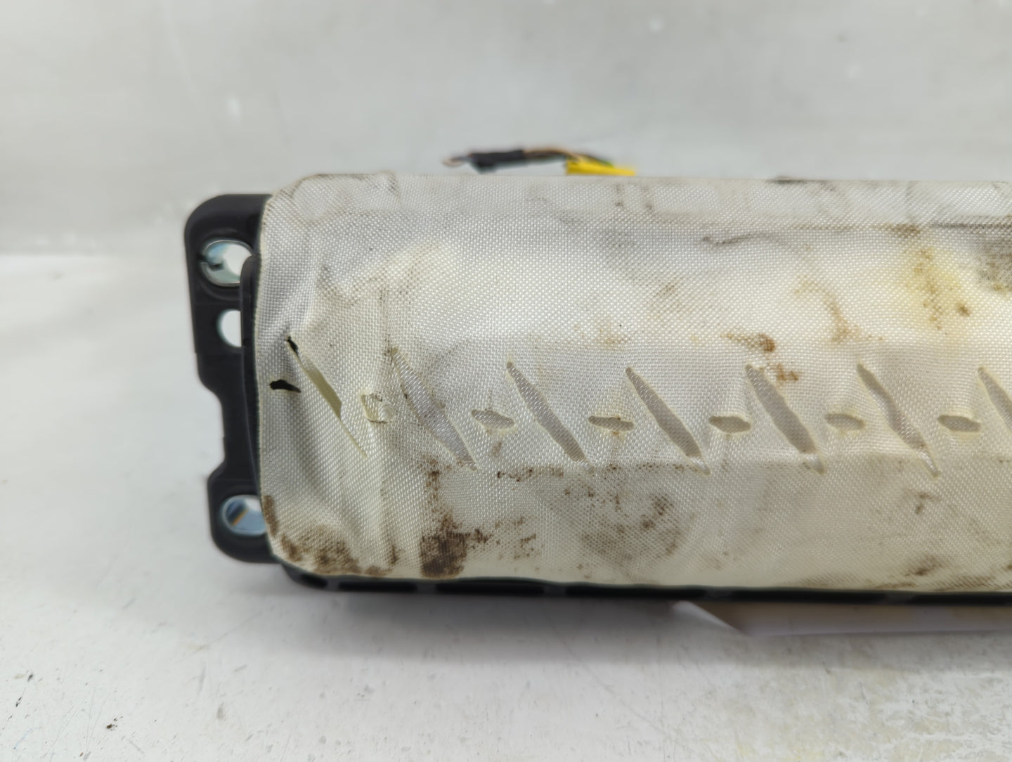 2009-2010 Volkswagen Cc Air Bag Passenger Right Dashboard OEM P/N:3C8 880 204 F Fits Fits 2009 2010 OEM Used Auto Parts - Oe