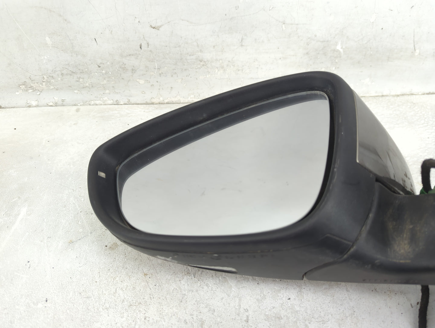 2009-2012 Volkswagen Cc Driver Left Side View Power Door Mirror Gray - Oemusedautoparts1.com