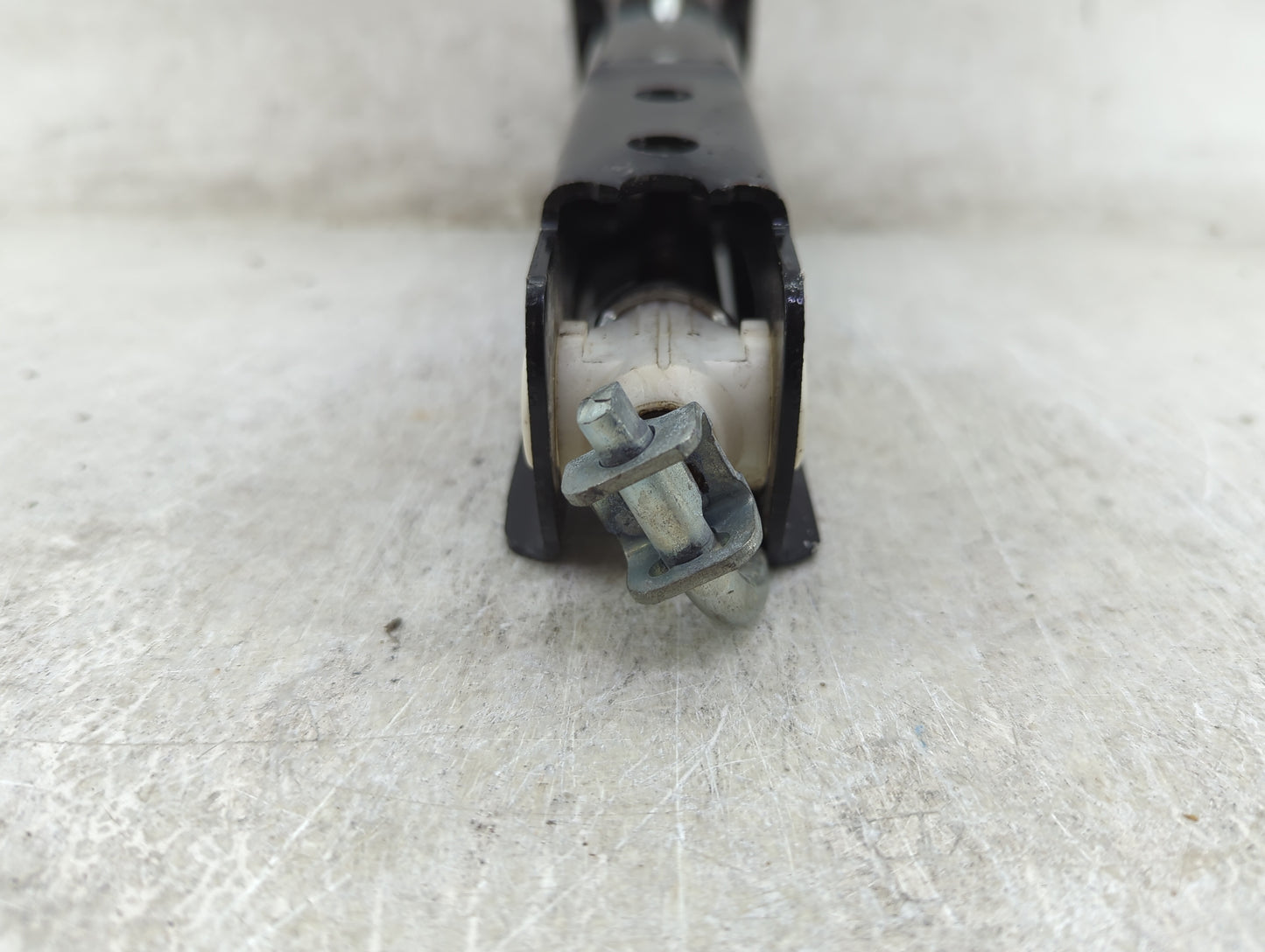 2010 Volkswagen Cc Spare Scissor Car Jack - Oemusedautoparts1.com