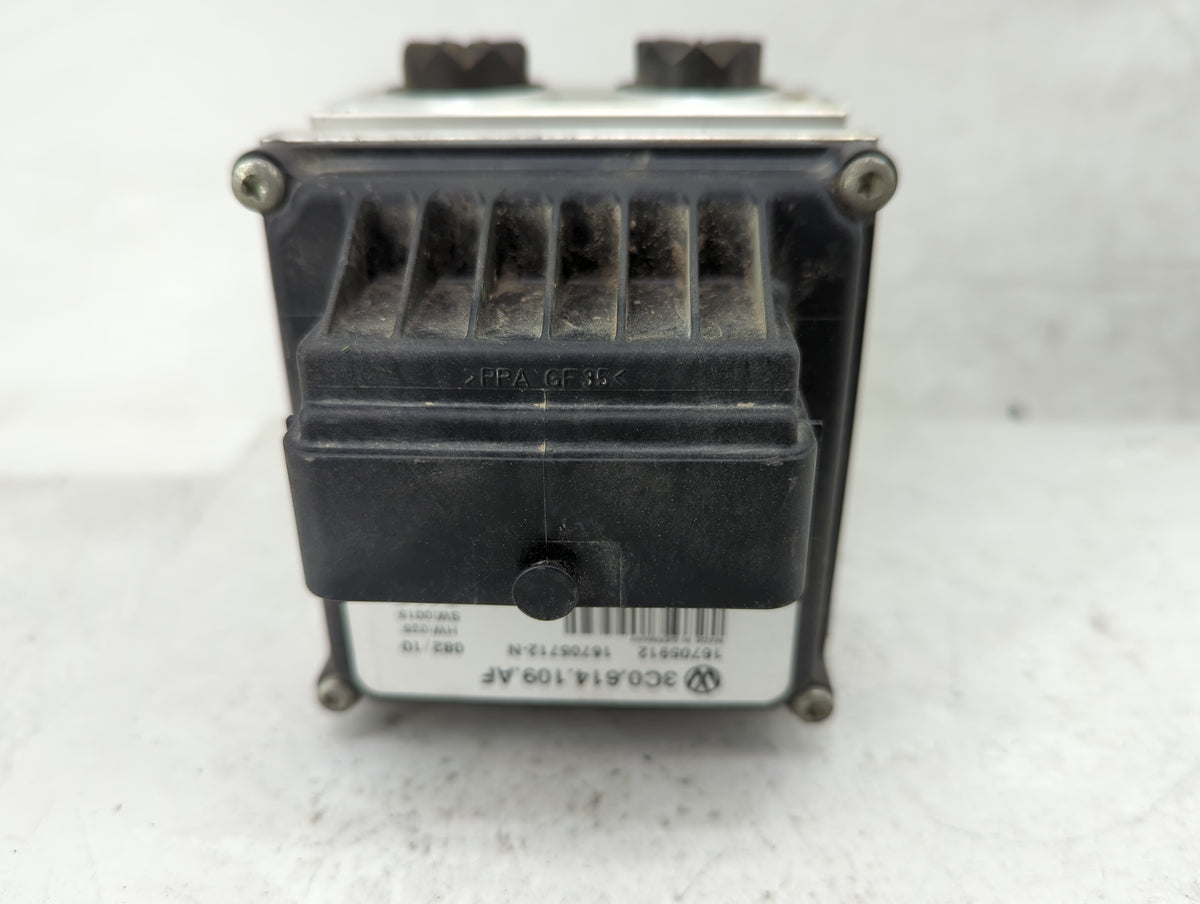 2009-2011 Volkswagen Cc Anti-Lock Brake ABS Pump Module Actuator OEM P/N:3C0 614 109 AF Fits Fits 2009 2010 2011 OEM Used Au