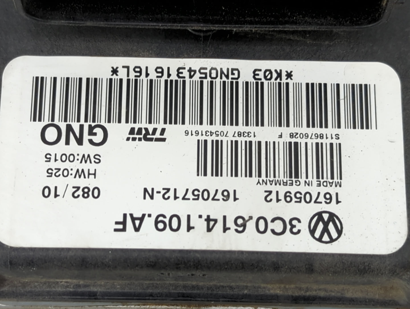 2009-2011 Volkswagen Cc ABS Pump Control Module Replacement P/N:3C0 614 109 AF Fits Fits 2009 2010 2011 OEM Used Auto Parts 
