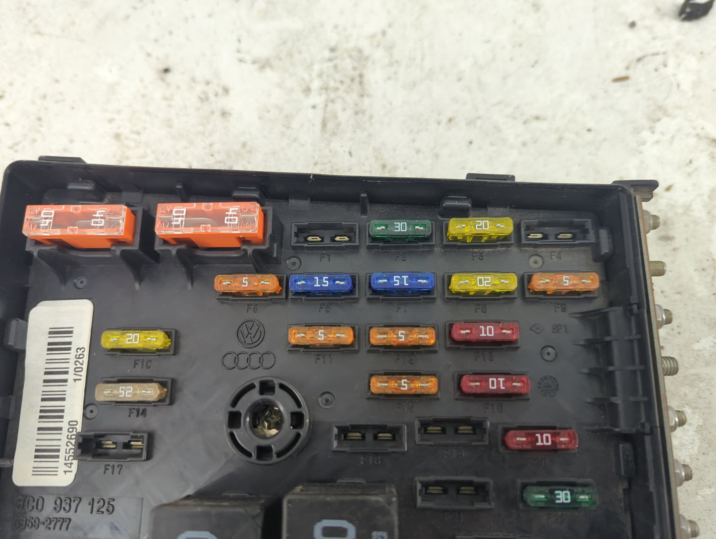 2009-2012 Volkswagen Cc Fusebox Fuse Box Panel Relay Module P/N:3C0937125 6358-2777 Fits Fits 2009 2010 2011 2012 OEM Used A