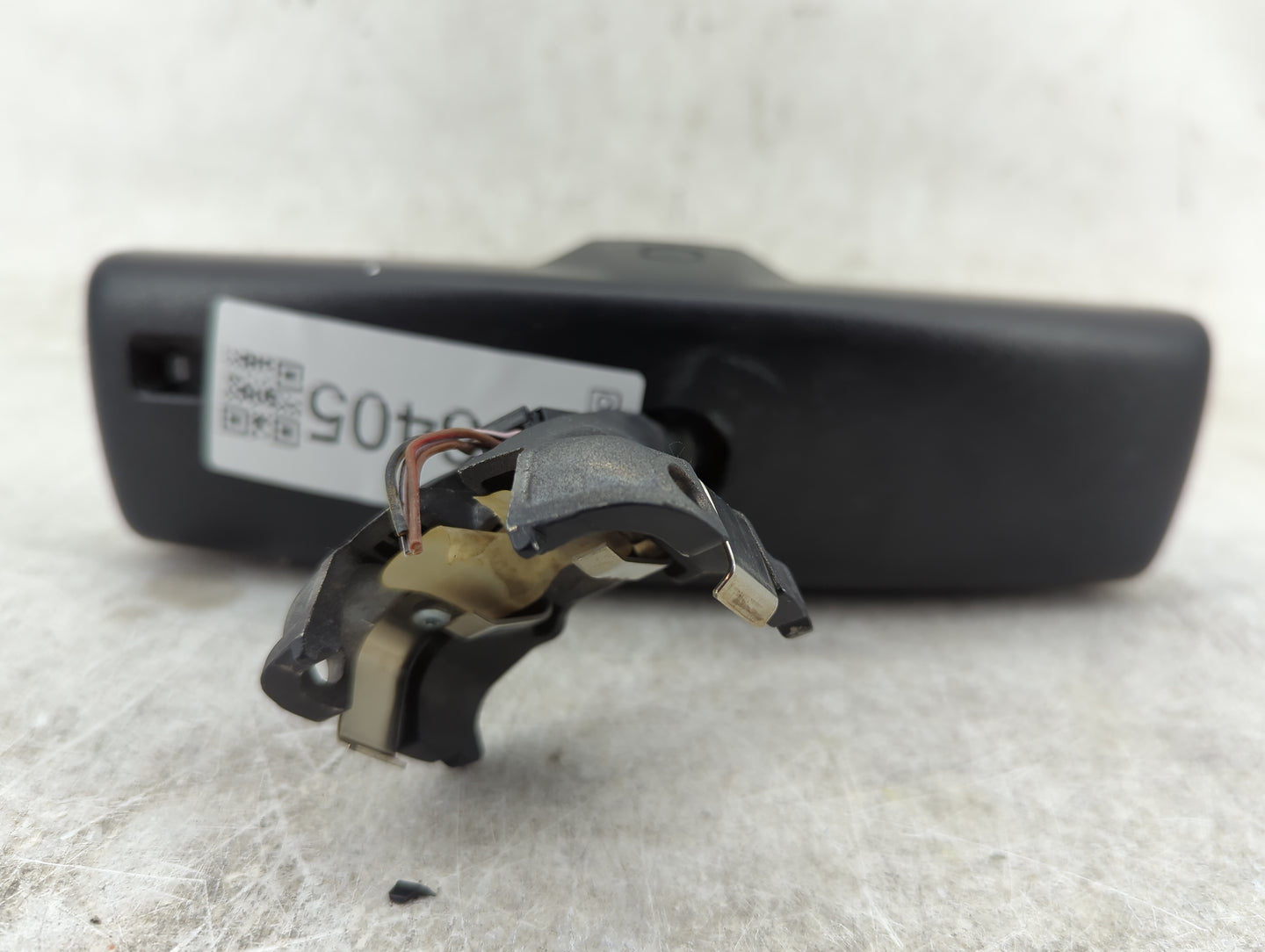 2009-2012 Volkswagen Cc Interior Rear View Mirror Replacement OEM P/N:E1102S141 GNTX-398 Fits OEM Used Auto Parts - Oemuseda