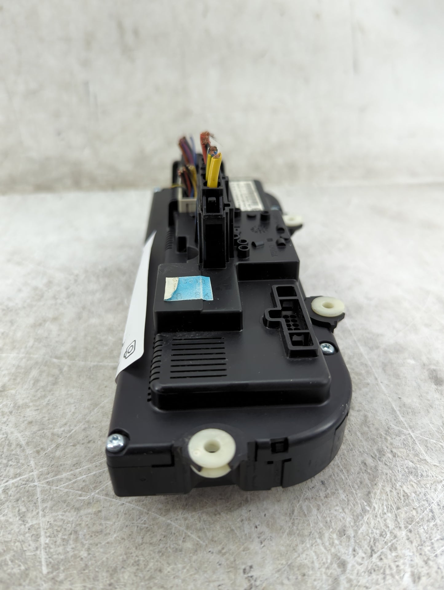 2009-2010 Volkswagen Cc Climate Control Module Temperature AC/Heater Replacement P/N:3C8907336AJ 5HB009751-27 Fits Fits 2009