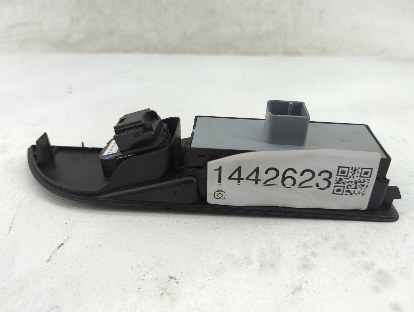 2009-2017 Volkswagen Cc Master Power Window Switch Replacement Driver Side Left P/N:1K0959565K Fits OEM Used Auto Parts - Oe