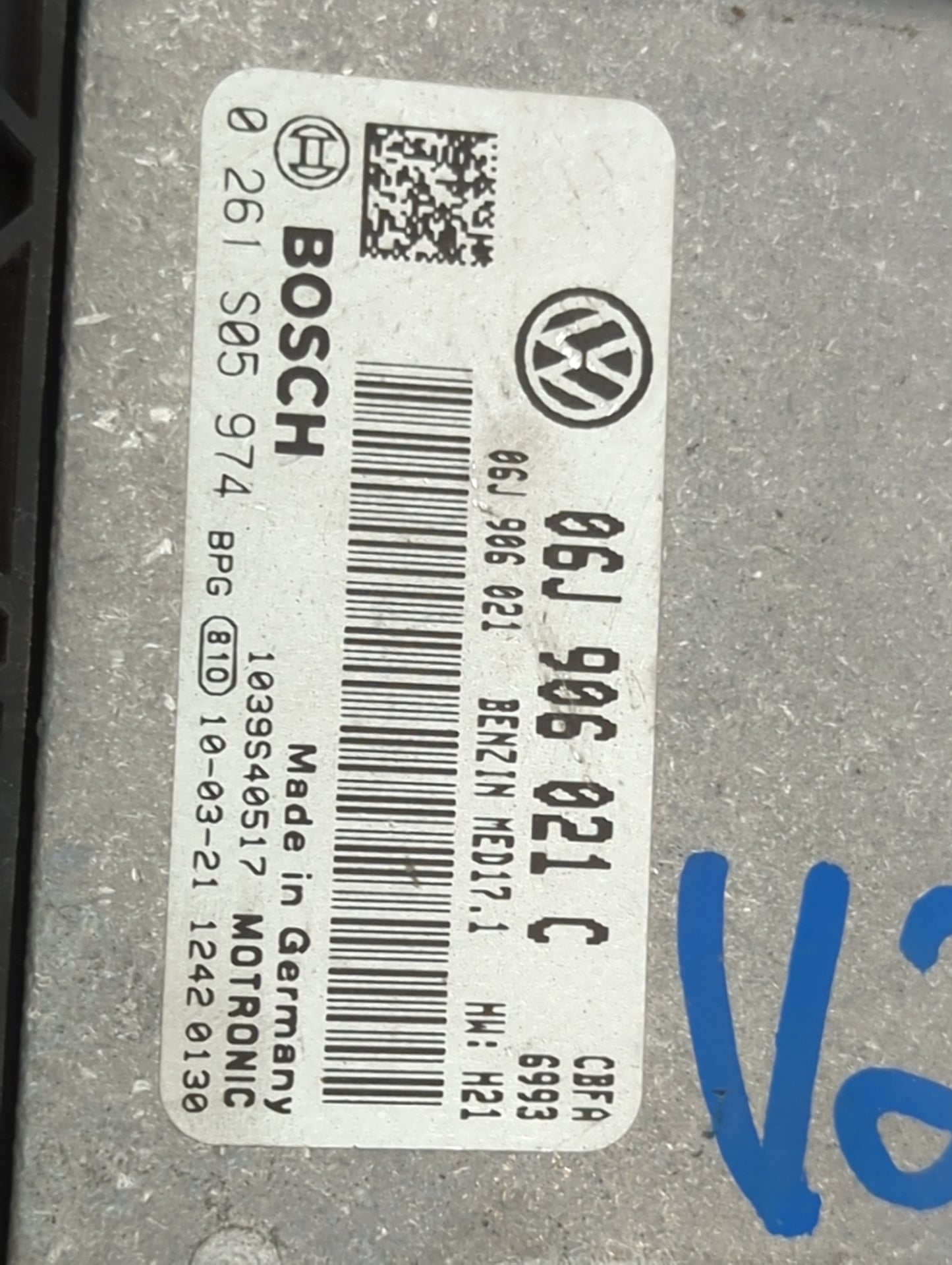 2010 Volkswagen Cc PCM Engine Control Computer ECU ECM PCU OEM P/N:06J906021C 0261S05974 Fits OEM Used Auto Parts - Oemuseda