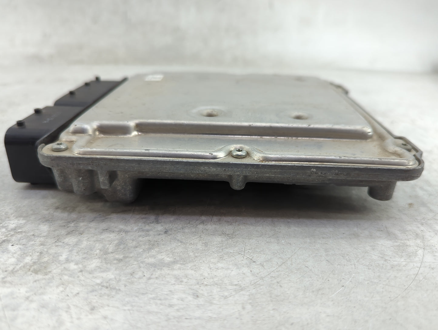 2010 Volkswagen Cc PCM Engine Control Computer ECU ECM PCU OEM P/N:06J906021C 0261S05974 Fits OEM Used Auto Parts - Oemuseda