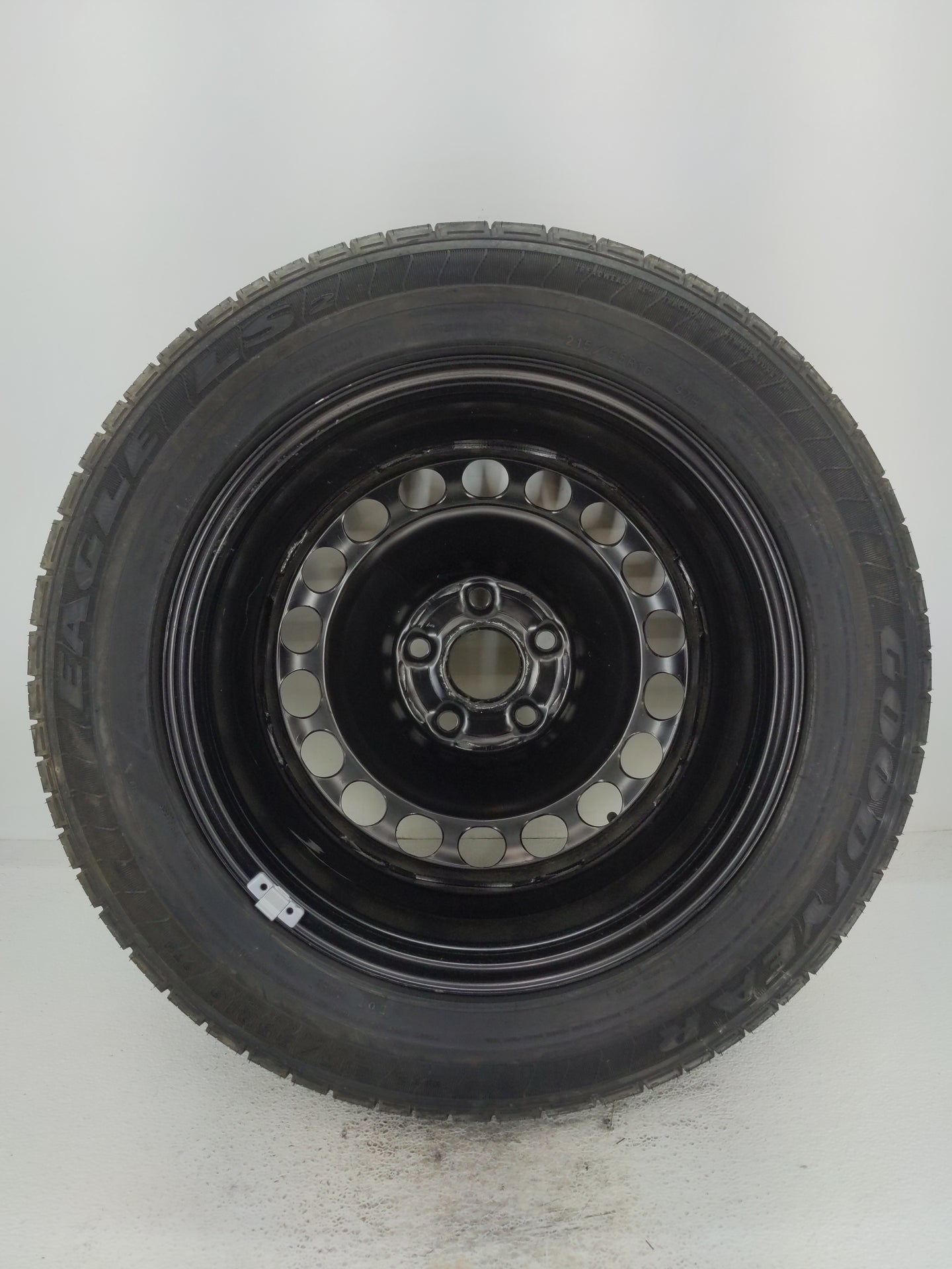 2009-2017 Volkswagen Cc Spare Donut Tire Wheel Rim Oem 1455327 - Oemusedautoparts1.com