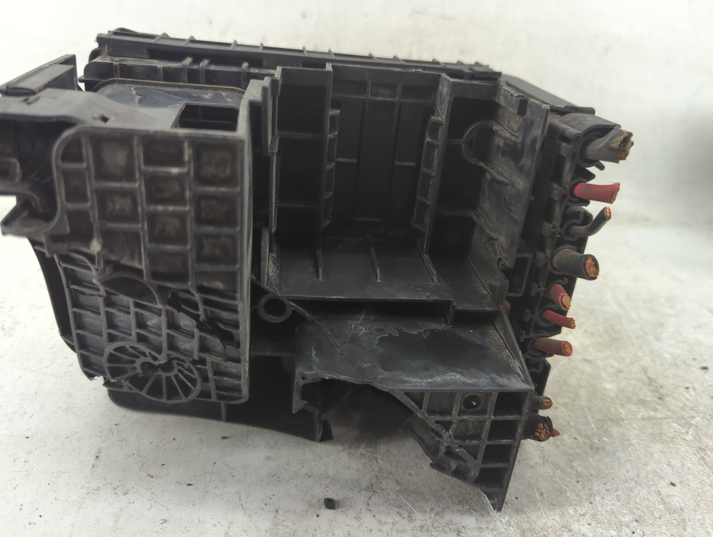 2010 Volkswagen Cc Fusebox Fuse Box Panel Relay Module Fits OEM Used Auto Parts - Oemusedautoparts1.com