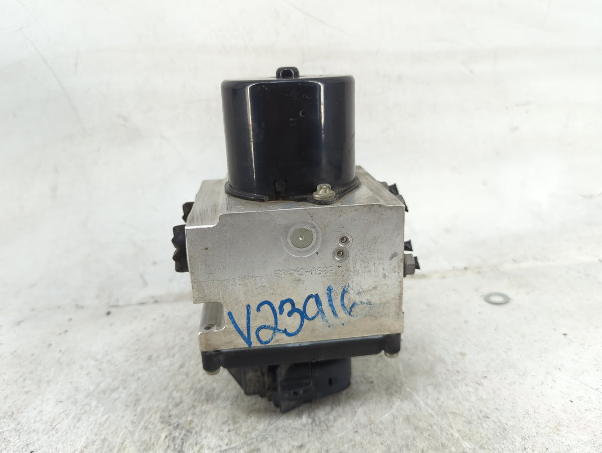 2009-2011 Volkswagen Cc Anti-Lock Brake ABS Pump Module Actuator OEM P/N:HC00522A57DER 3C0.614.109 Fits Fits 2009 2010 2011 