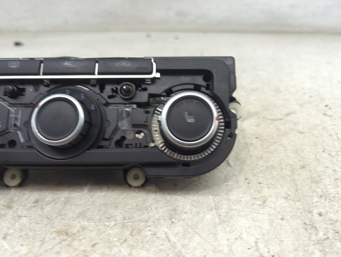 2011 Volkswagen Cc Climate Control Module Temperature AC/Heater Replacement P/N:5HB009751-27 3C8907336AJ Fits Fits 2010 OEM 