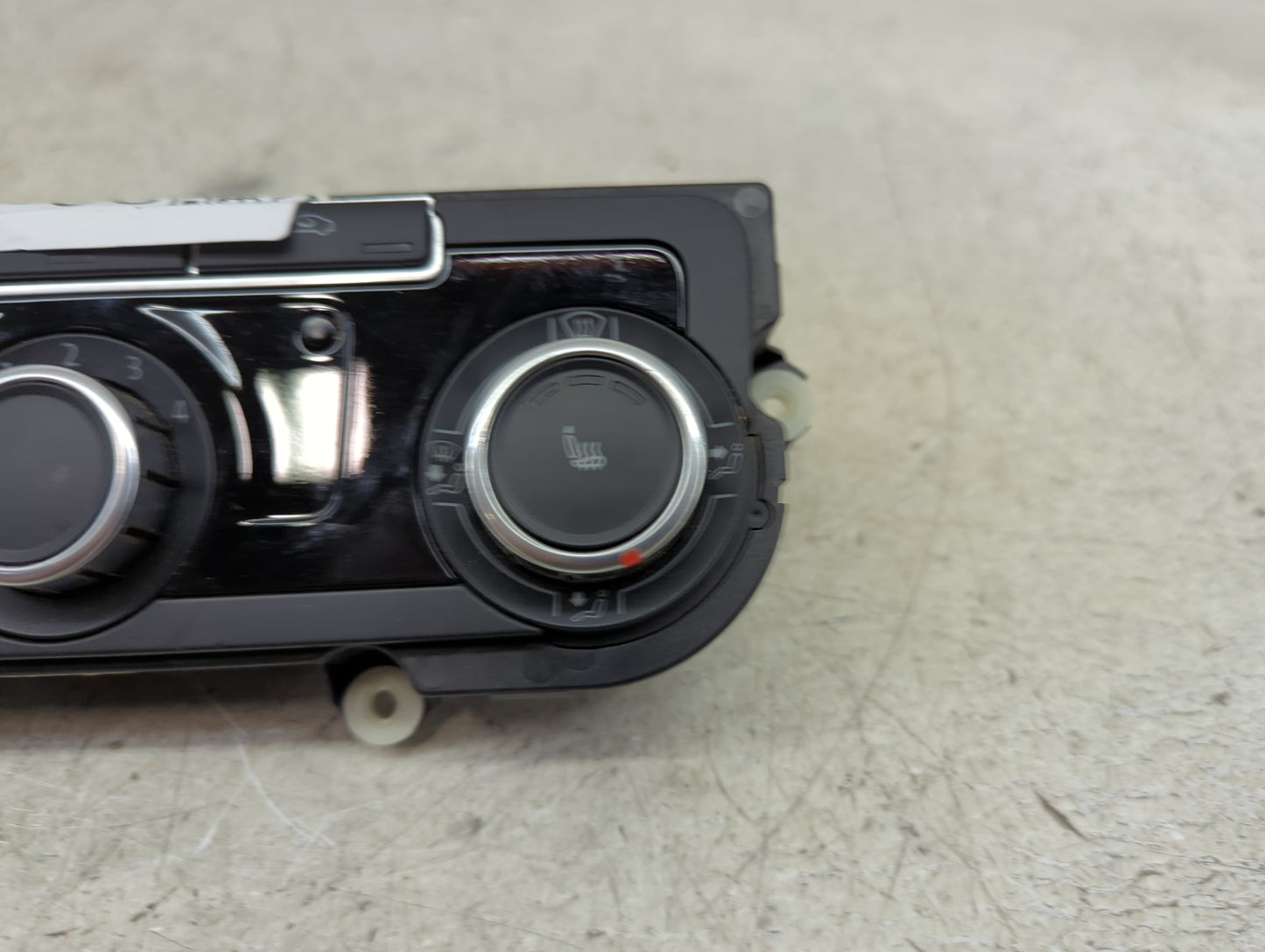 2011 Volkswagen Cc Climate Control Module Temperature AC/Heater Replacement P/N:3C8907336AJ 5HB00975127 Fits Fits 2010 OEM U