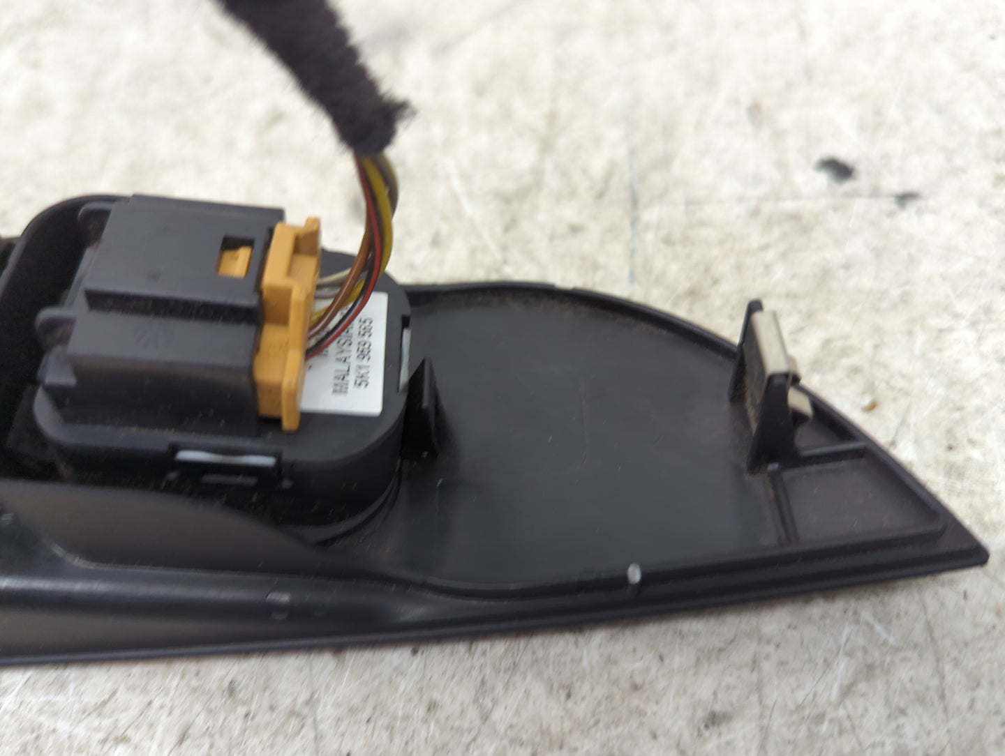 2010 Volkswagen Cc Master Power Window Switch Replacement Driver Side Left P/N:5K0959565 Fits OEM Used Auto Parts - Oemuseda