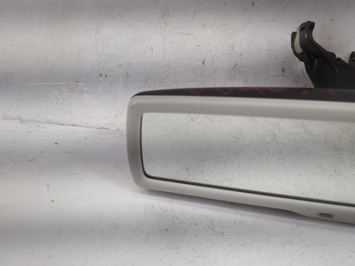 2010 Volkswagen Cc Interior Rear View Mirror Replacement OEM P/N:E11 026141 GNTX-386 Fits OEM Used Auto Parts - Oemusedautop