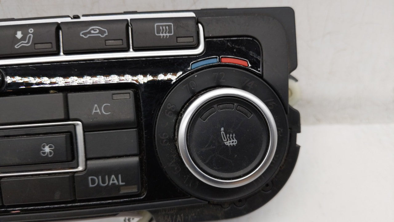 2009-2010 Volkswagen Cc Climate Control Module Temperature AC/Heater Replacement P/N:5K0 907 044 CF 5K0 907 044 BA Fits OEM 