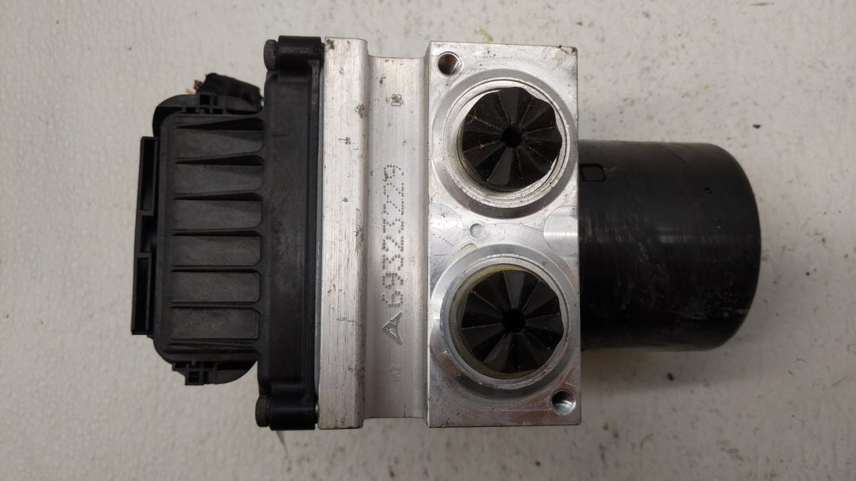 2009-2011 Volkswagen Cc Anti-Lock Brake ABS Pump Module Actuator OEM P/N:3C0.614.109.A 3C0.614.109.AF Fits Fits 2009 2010 20