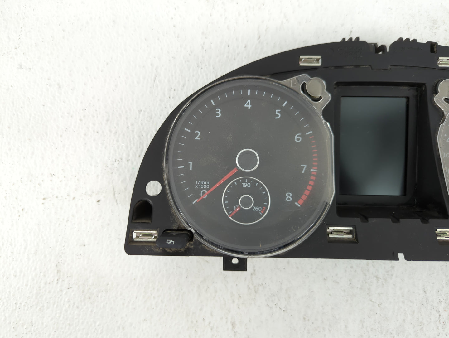 2010-2011 Volkswagen Cc Instrument Cluster Speedometer Gauges P/N:3C8 920 970 M 3C8920970M Fits Fits 2010 2011 OEM Used Auto