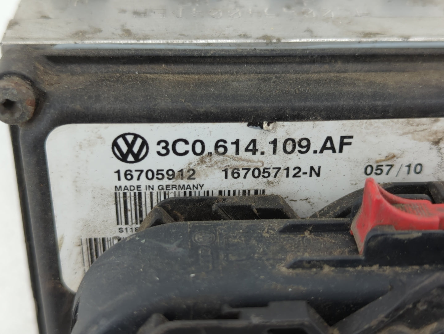 2009-2011 Volkswagen Cc ABS Pump Control Module Replacement P/N:3C0.614.109.A 3C0.614.109.AF Fits Fits 2009 2010 2011 OEM Us