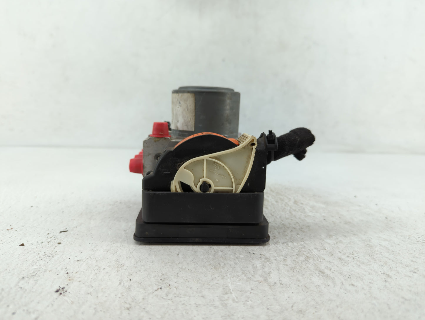 2009-2011 Volkswagen Cc ABS Pump Control Module Replacement P/N:18899617 18899713 Fits Fits 2009 2010 2011 OEM Used Auto Par