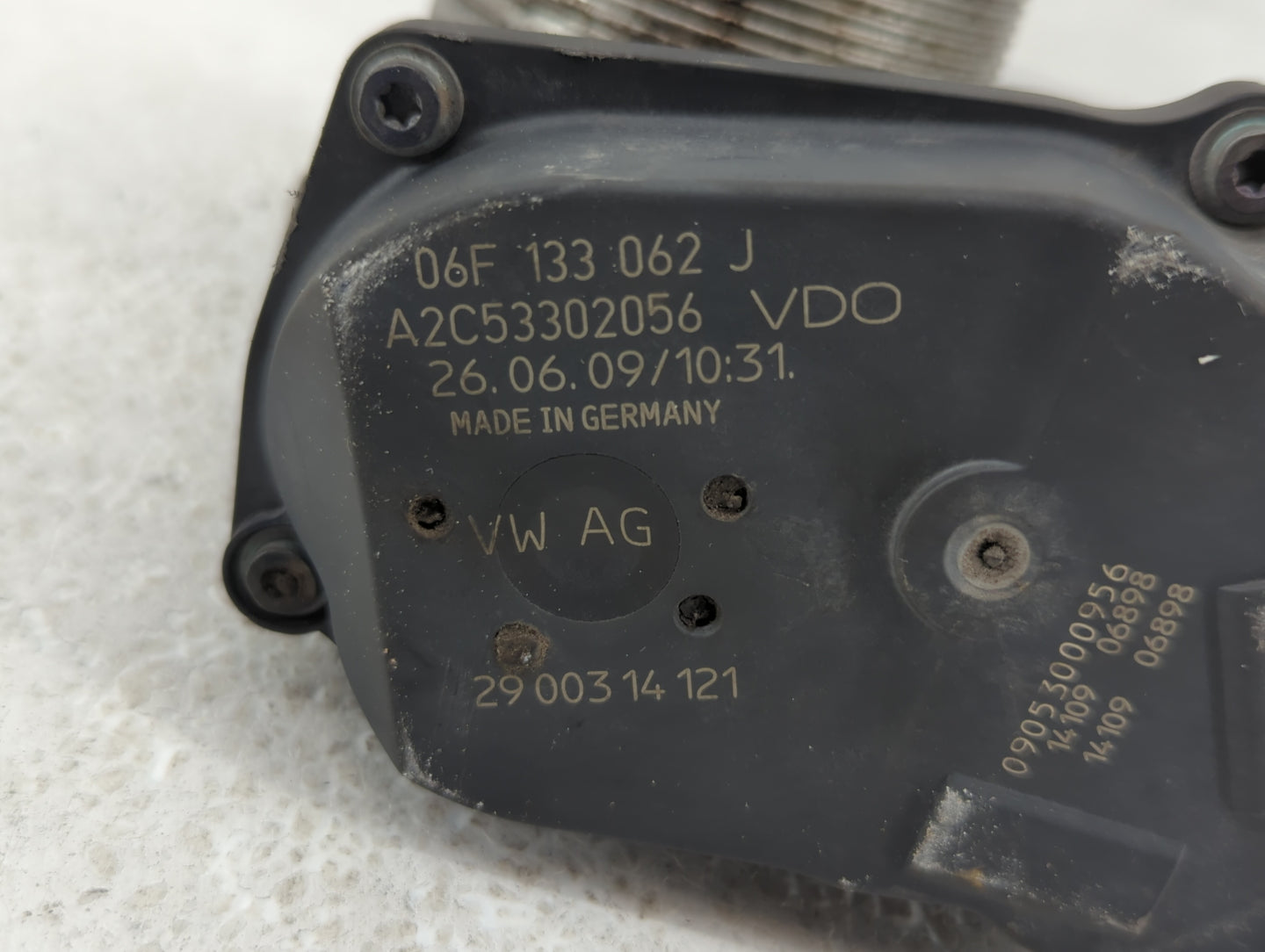 2009-2017 Volkswagen Cc Throttle Body P/N:06F 133 062 G 06F 133 062 Q Fits OEM Used Auto Parts - Oemusedautoparts1.com