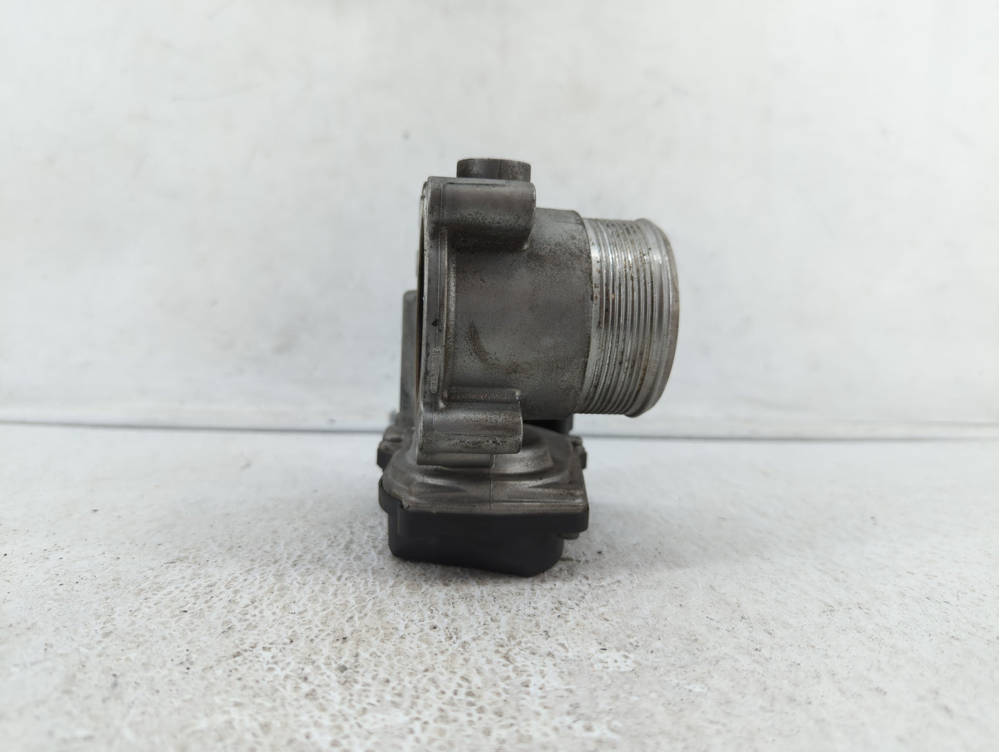 2009-2017 Volkswagen Cc Throttle Body P/N:06F 133 062 G 06F 133 062 Q Fits OEM Used Auto Parts - Oemusedautoparts1.com