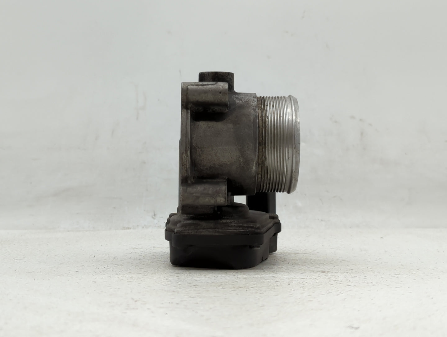 2009-2017 Volkswagen Cc Throttle Body P/N:06F 133 062 G 06F 133 062 Q Fits OEM Used Auto Parts - Oemusedautoparts1.com