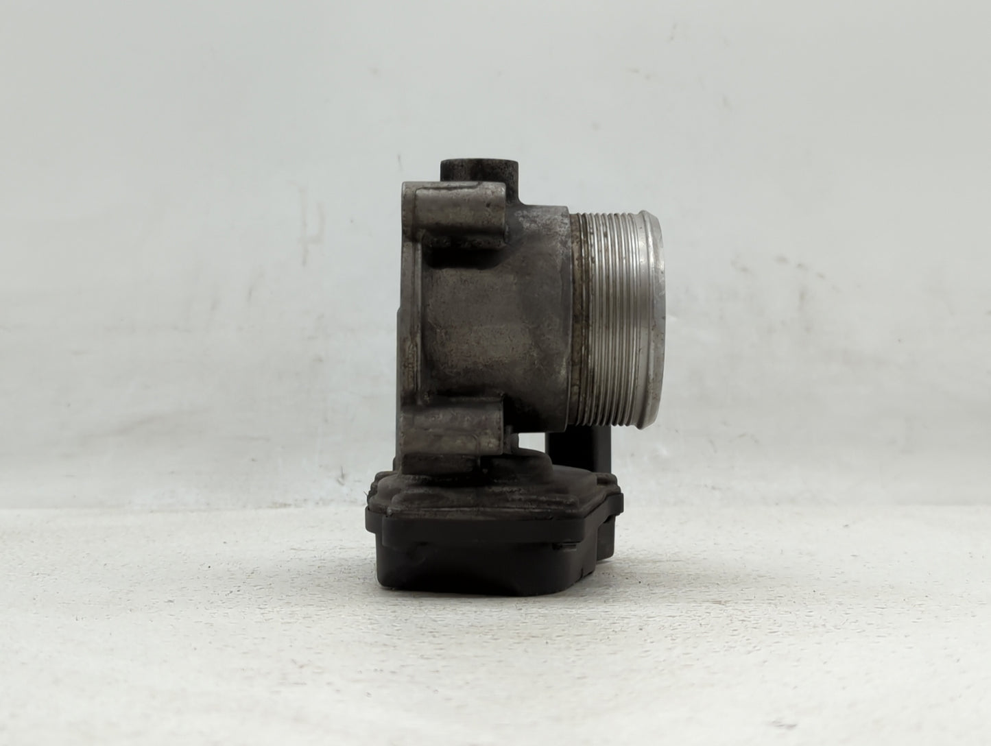 2009-2017 Volkswagen Cc Throttle Body P/N:06F 133 062 G 06F 133 062 Q Fits OEM Used Auto Parts - Oemusedautoparts1.com