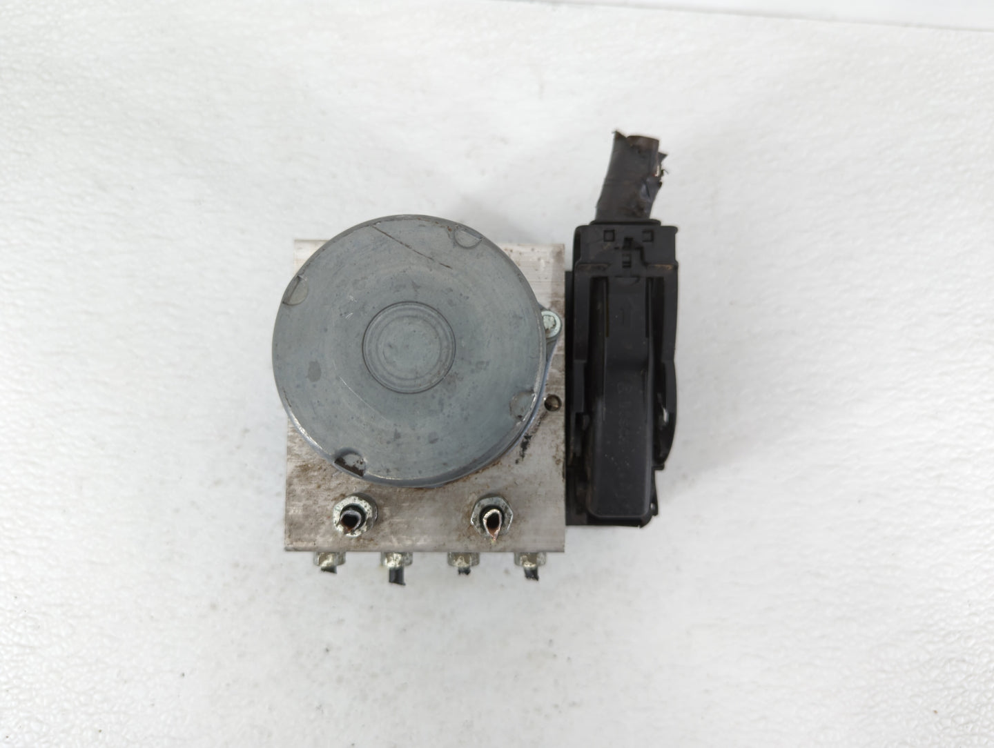 2010 Volkswagen Cc ABS Pump Control Module Replacement P/N:27536SJ050 3C8945095D Fits Fits 2020 2021 2022 OEM Used Auto Part