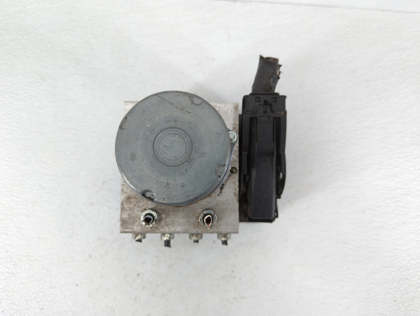 2010 Volkswagen Cc ABS Pump Control Module Replacement P/N:27536SJ050 3C8945095D Fits Fits 2020 2021 2022 OEM Used Auto Part