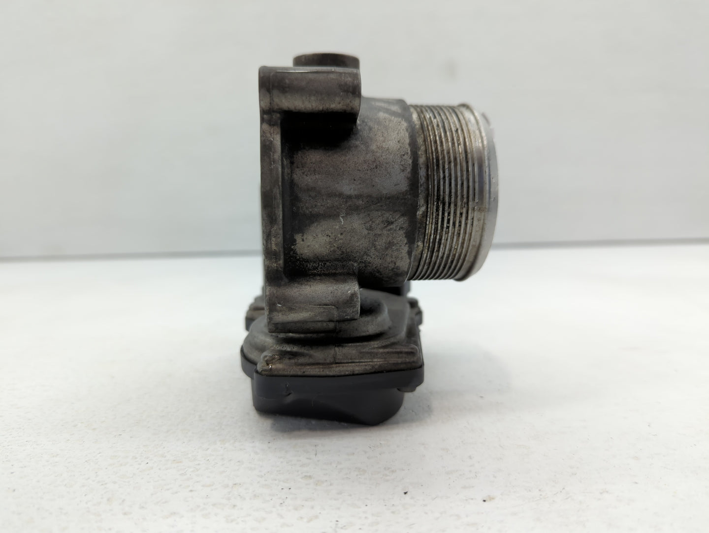 2009-2017 Volkswagen Cc Throttle Body P/N:06F 1333 062 J Fits OEM Used Auto Parts - Oemusedautoparts1.com