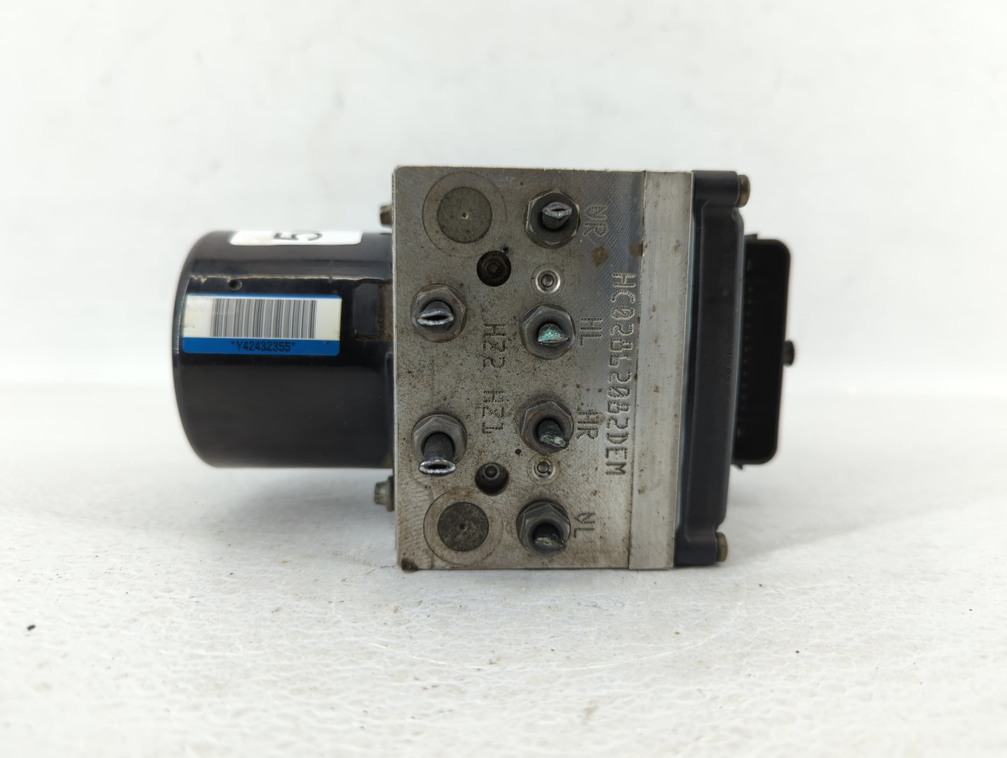 2009-2011 Volkswagen Cc ABS Pump Control Module Replacement P/N:3C0 614 109 AF Fits Fits 2009 2010 2011 OEM Used Auto Parts 