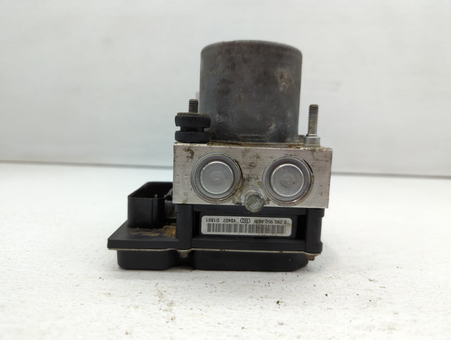 2009-2011 Volkswagen Cc ABS Pump Control Module Replacement P/N:3C0 614 109 AF Fits Fits 2009 2010 2011 OEM Used Auto Parts 