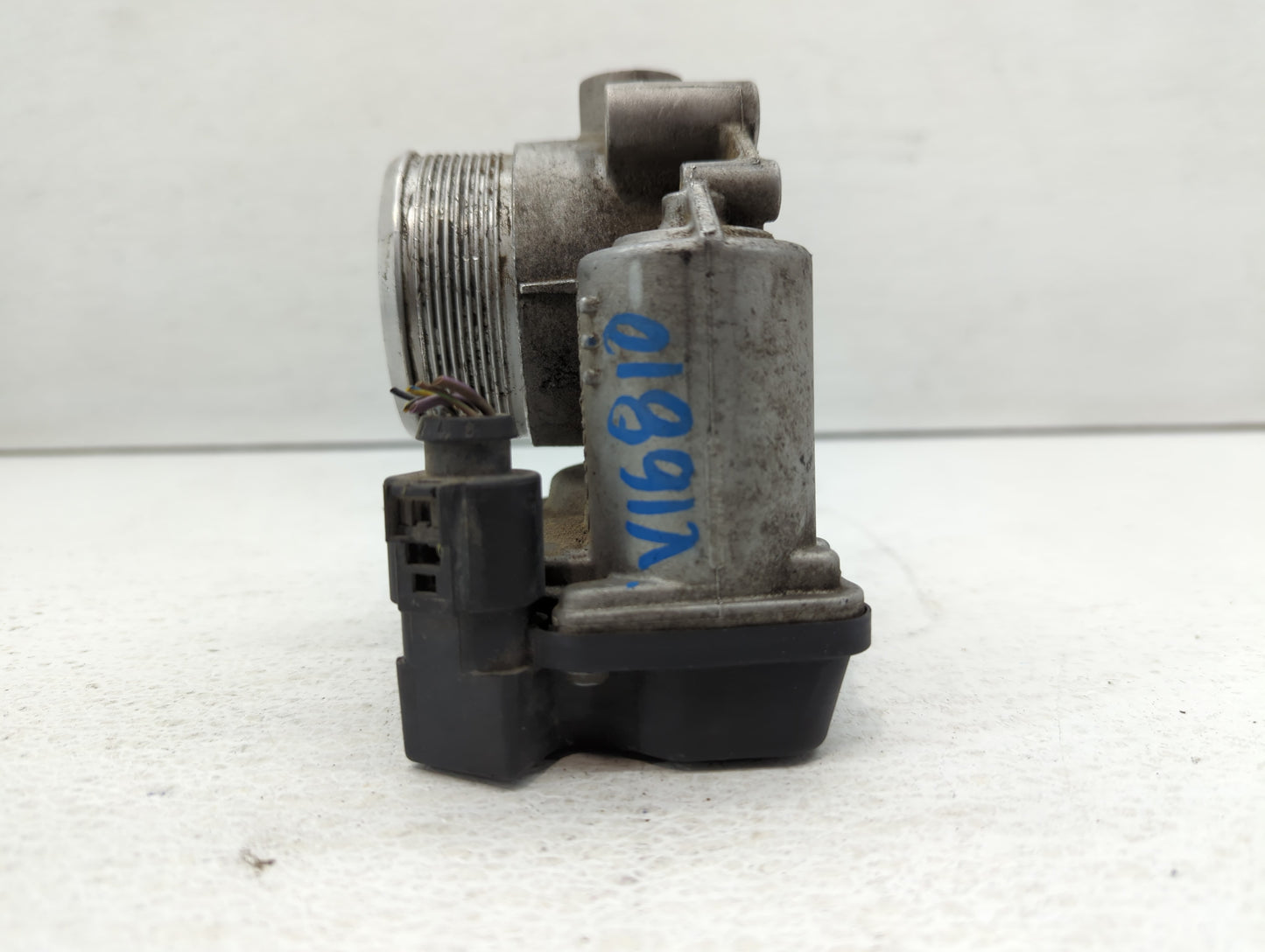 2009-2017 Volkswagen Cc Throttle Body P/N:06F 133 062 J Fits OEM Used Auto Parts - Oemusedautoparts1.com