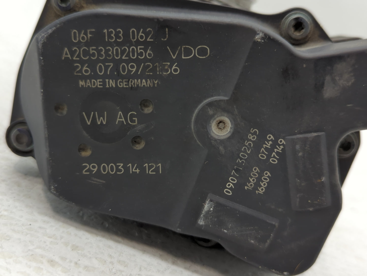 2009-2017 Volkswagen Cc Throttle Body P/N:06F 133 062 J Fits OEM Used Auto Parts - Oemusedautoparts1.com